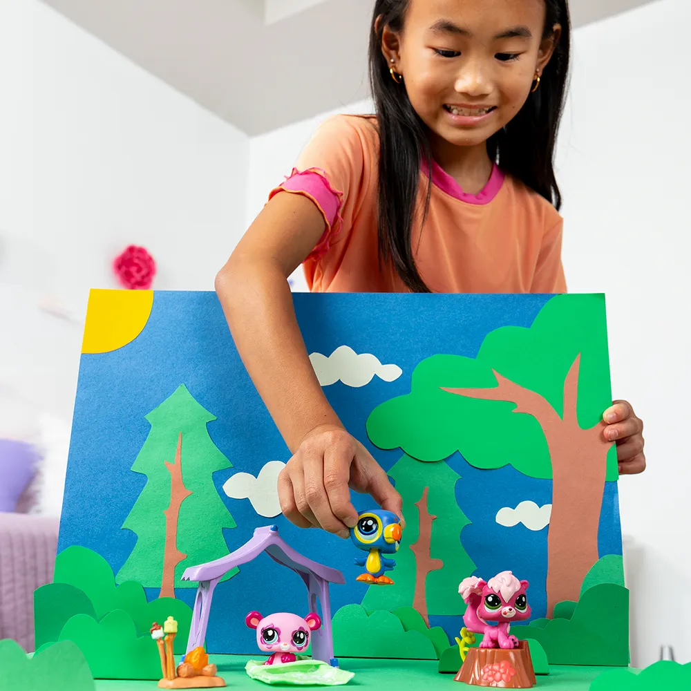 Littlest Pet Shop | Camping Adventure Pack | slide 3