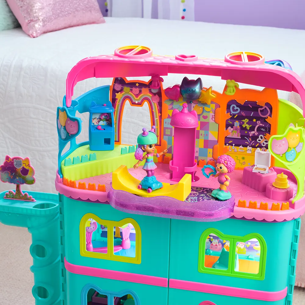 La Casa de Muñecas de Gabby | Playset Party Room | slide 2