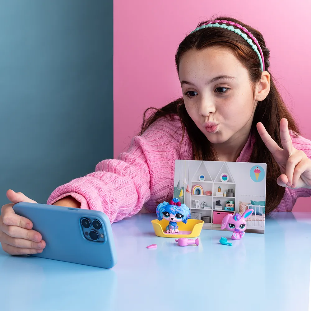 Littlest Pet Shop | Petfluencer W2 | slide 4