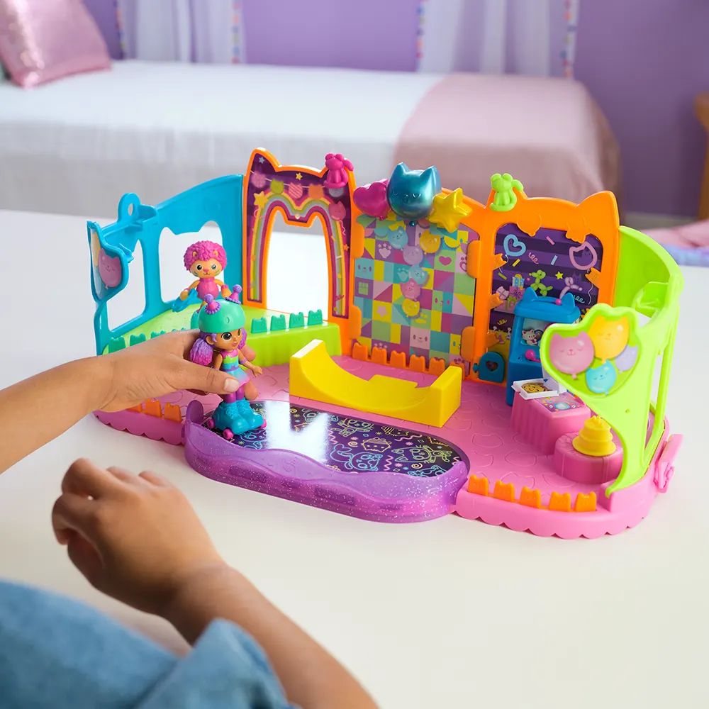 La Casa de Muñecas de Gabby | Playset Party Room | slide 1