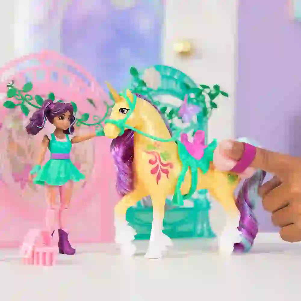   Unicorn Academy | Unicornio y Muñecas Ava, Valentina, Layla | slide 8