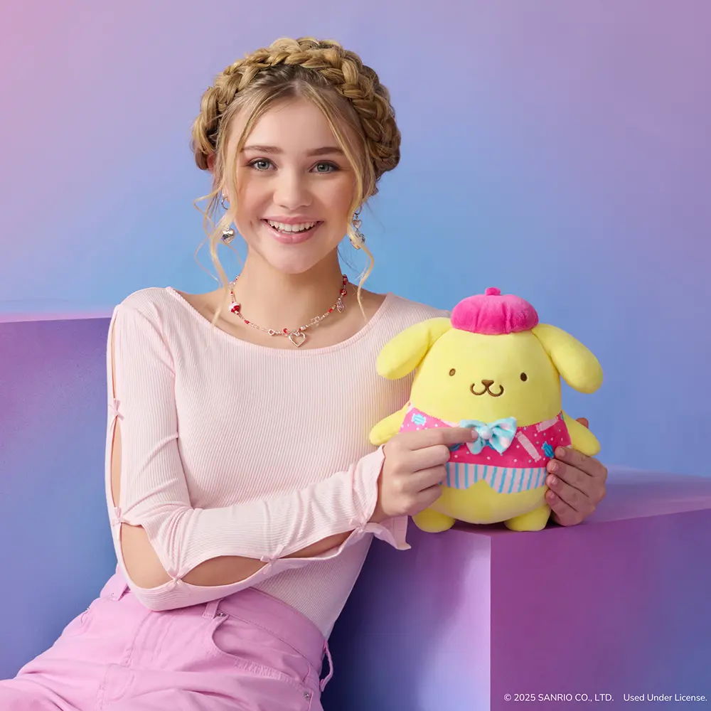 Hello Kitty & Friends | Peluche Candy Wonderland | slide 1