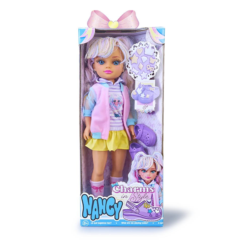 Nancy | Muñeca Charms in Style