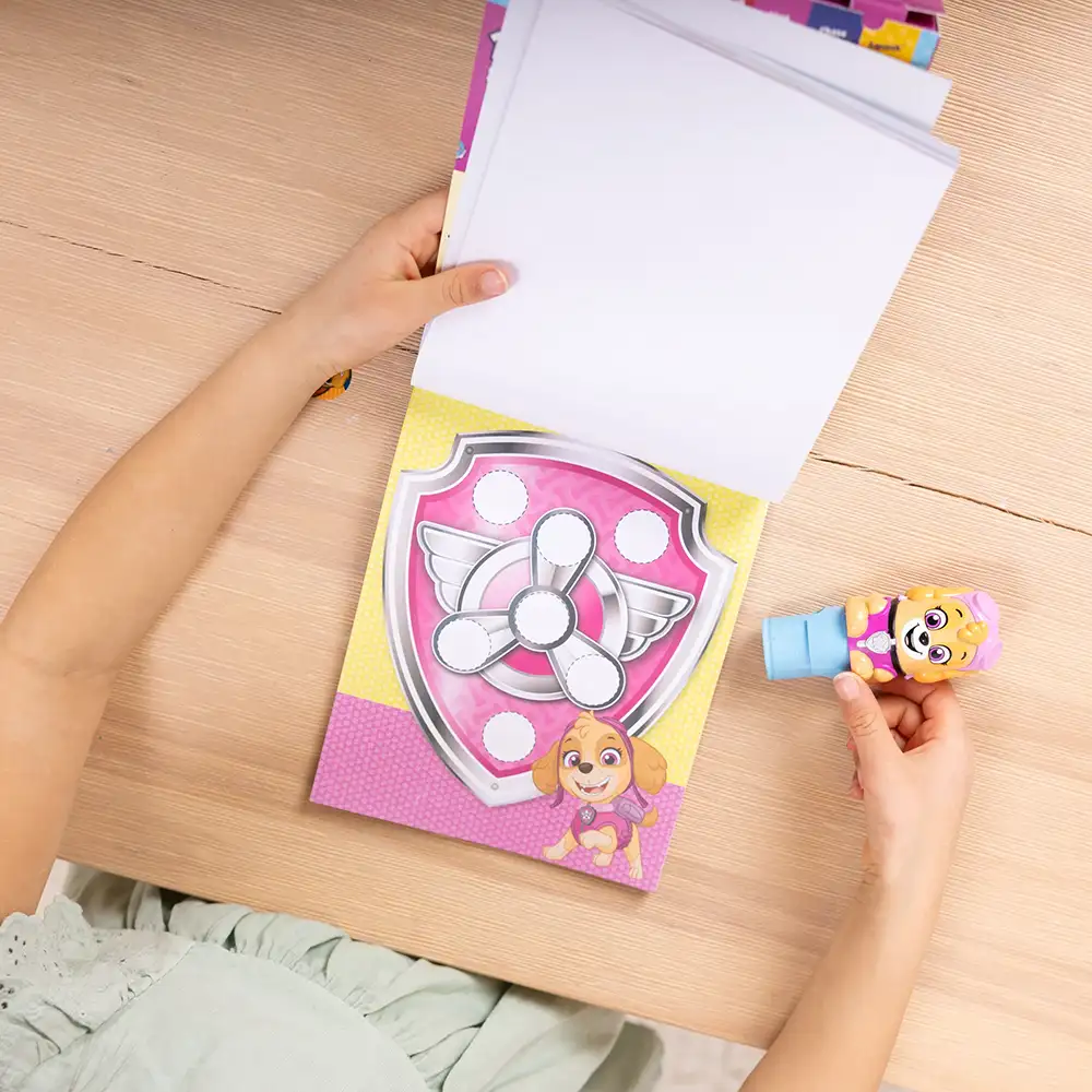 Melissa & Doug | Sticker Wow Paw Patrol Skye | slide 4