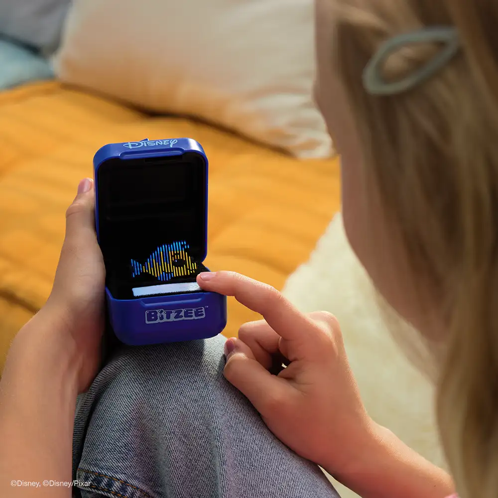 Bitzee | Mascota Interactiva Disney | slide 3