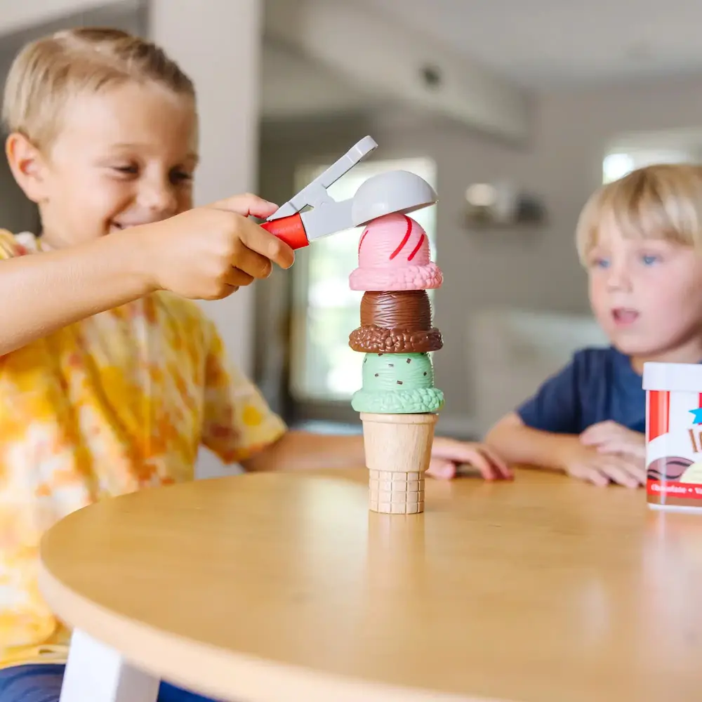 Melissa & Doug Scoop | Playset Heladeria | slide 1