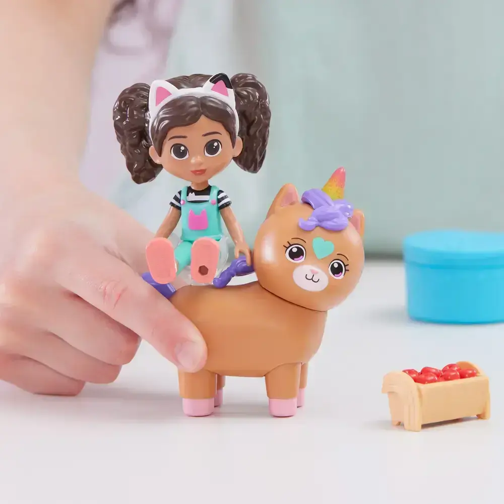 Gabby’s Dollhouse | Cat-tivity Pack Figuras con Accesorios | slide 2