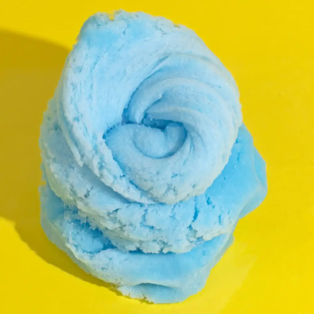 Play-Doh | Cloud Flat Can Slime Nube | slide 5